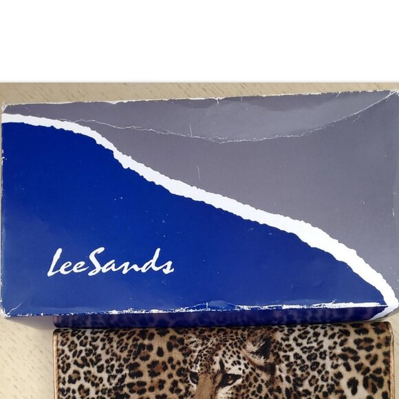 New In Box Lee Sands Faux Fur Leopard wallet Checkbook Animal Print Card Holder - Picture 7 of 7